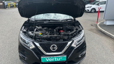 Nissan Qashqai 1.3 DiG-T Acenta Premium 5dr Petrol Hatchback